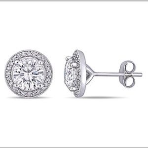 Delamore 1/5 CT Diamond White Moissanite Halo Stud Earrings 14k Gold